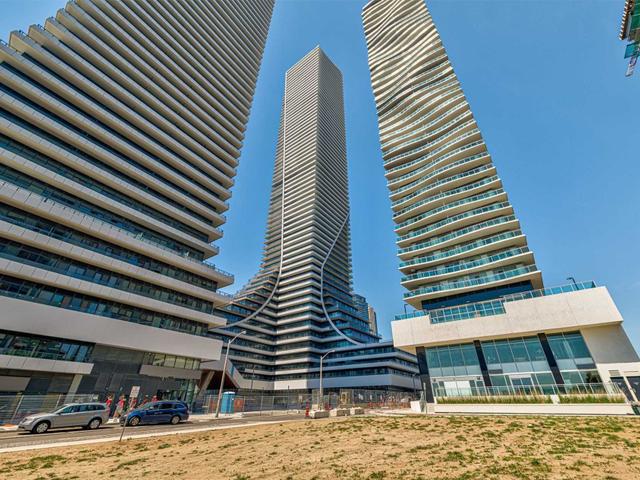 2116 - 30 Shore Breeze Dr