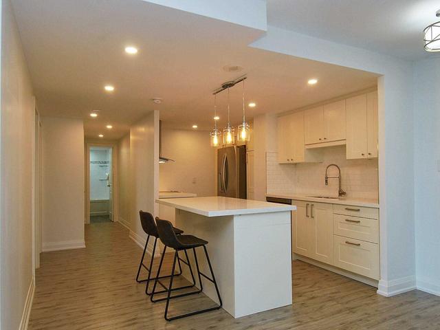 1110 - 812 Burnhamthorpe Rd