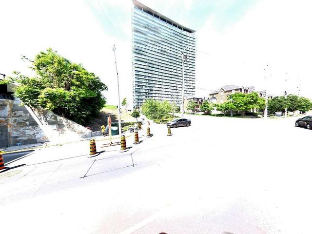 2613 - 103 The Queensway Ave