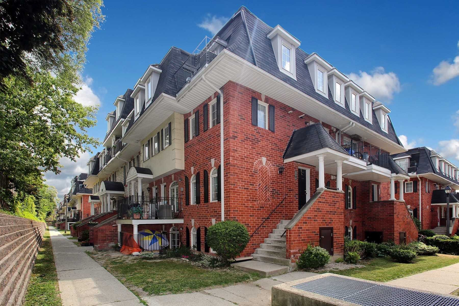 303 64 Sidney Belsey Cres, York Sold, W4818541 Condos.ca