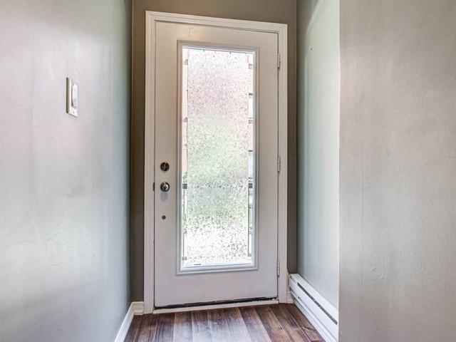 50 - 869 Wilson Ave