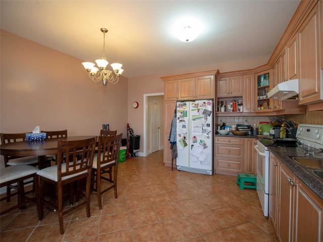 Main - 94A Mulock Ave