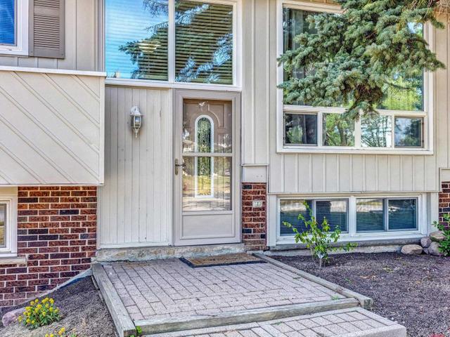 6108 Wabukayne Crt