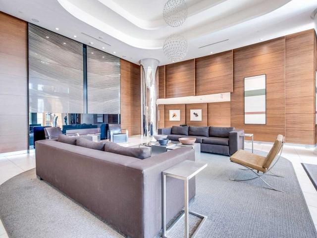 1205 - 5 Valhalla Inn Rd, Etobicoke | Sold, W4835186 | Condos.ca