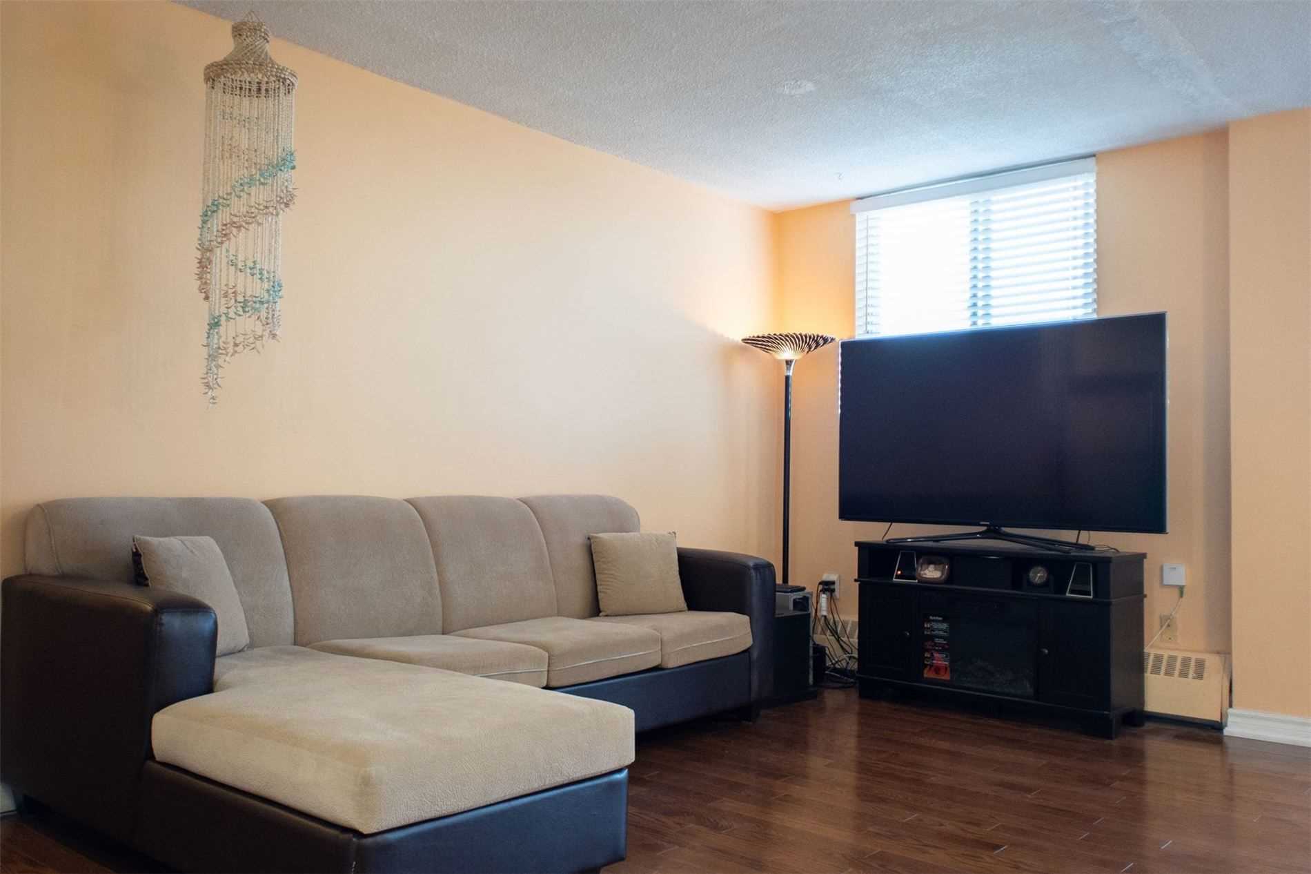 415 940 Caledonia Rd, North York Sold, W4836525 Condos.ca