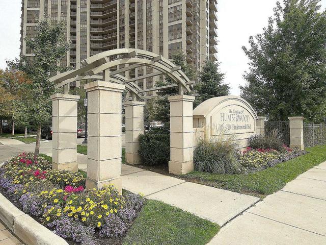 222 - 700 Humberwood Blvd