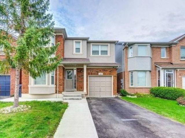 100 Chipmunk Cres