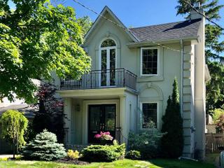 12 Nottingham Dr