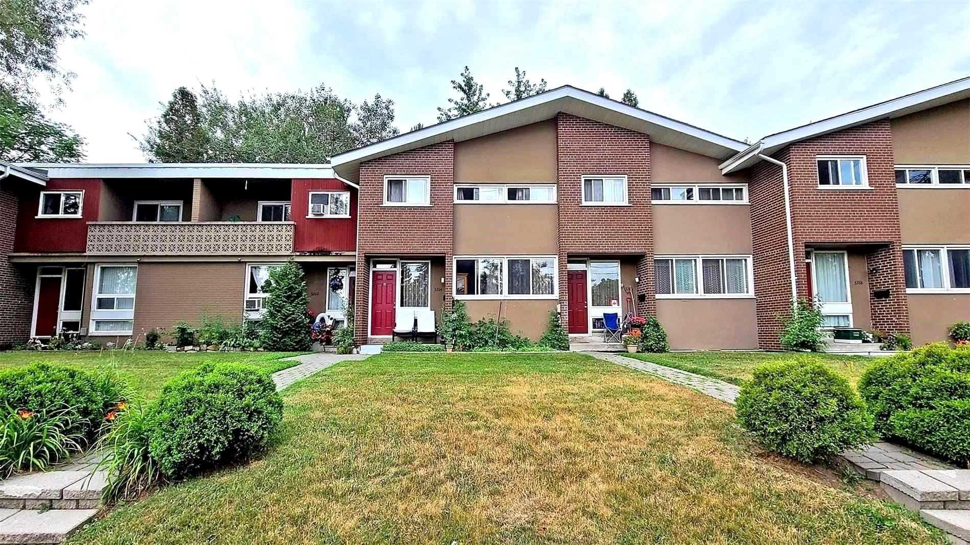 3264 The Credit Woodlands Dr, Mississauga Sold, W4841064 Condos.ca