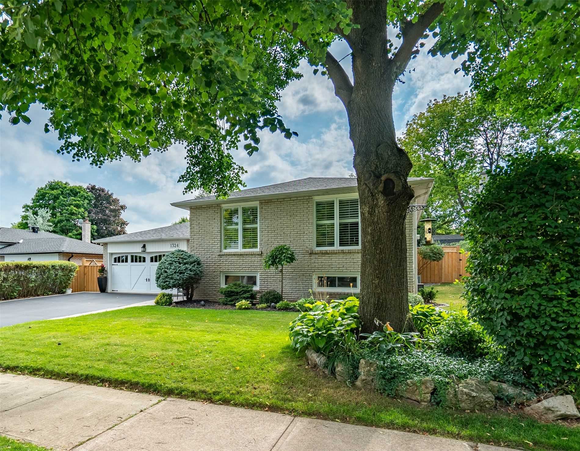 1324 Falgarwood Dr, Oakville Sold, W4841158 Property.ca