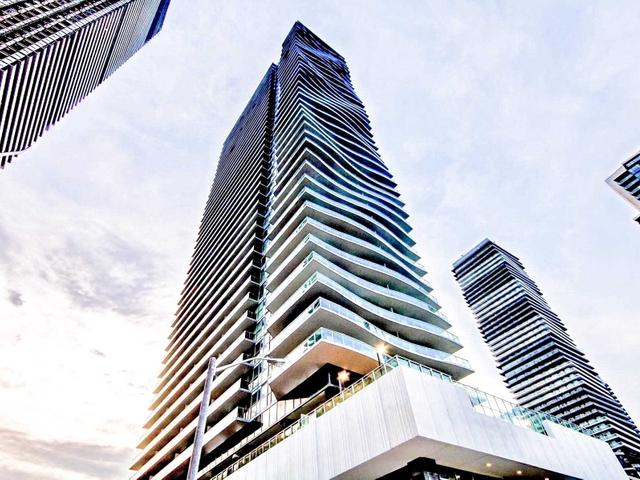 PH4003 - 33 Shore Breeze Dr