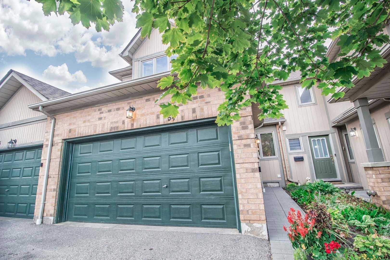 54 5662 Glen Erin Dr Mississauga Sold Conditional W4849061 Condos Ca