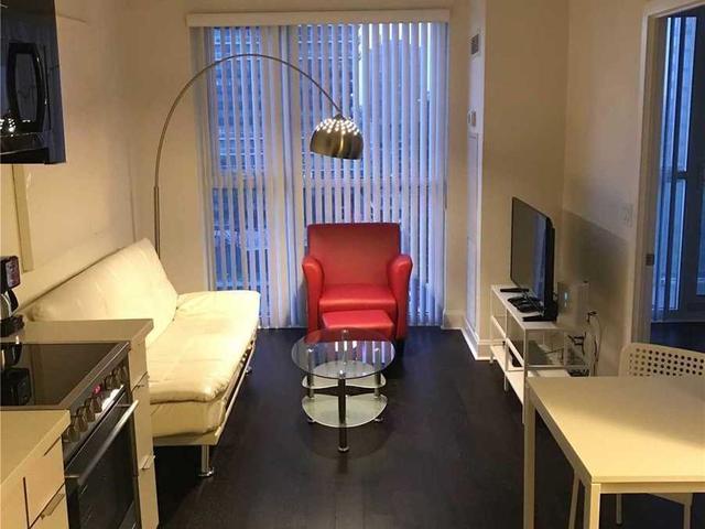 1806 - 33 Shore Breeze Dr