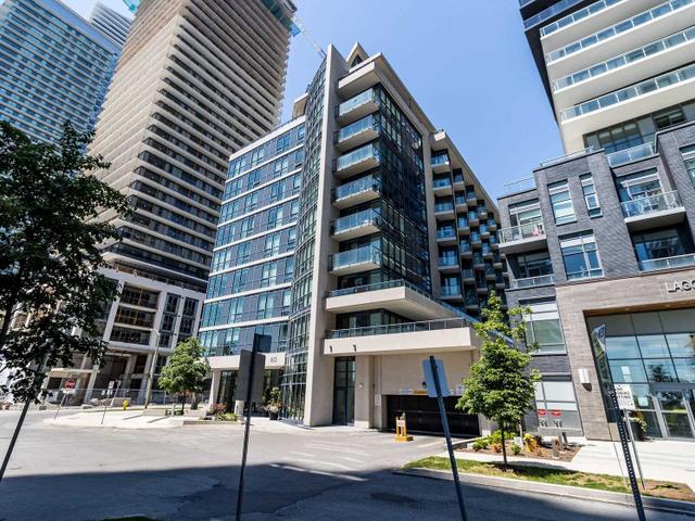 910 - 60 Annie Craig Dr W