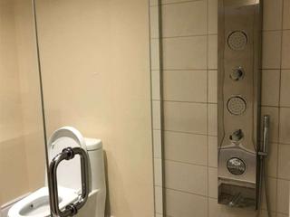 Lower - 2331 Stone Glen Cres
