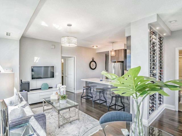 903 - 1185 The Queensway Ave