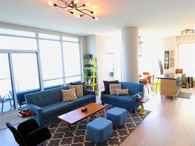 4302 - 36 Park Lawn Rd