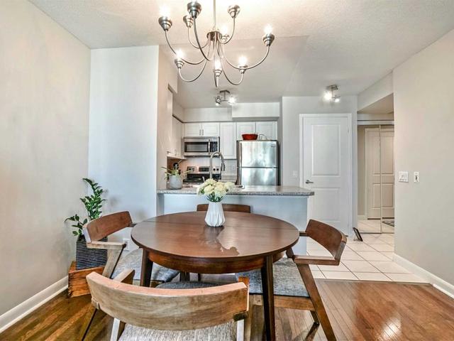 1811 - 235 Sherway Gardens Rd