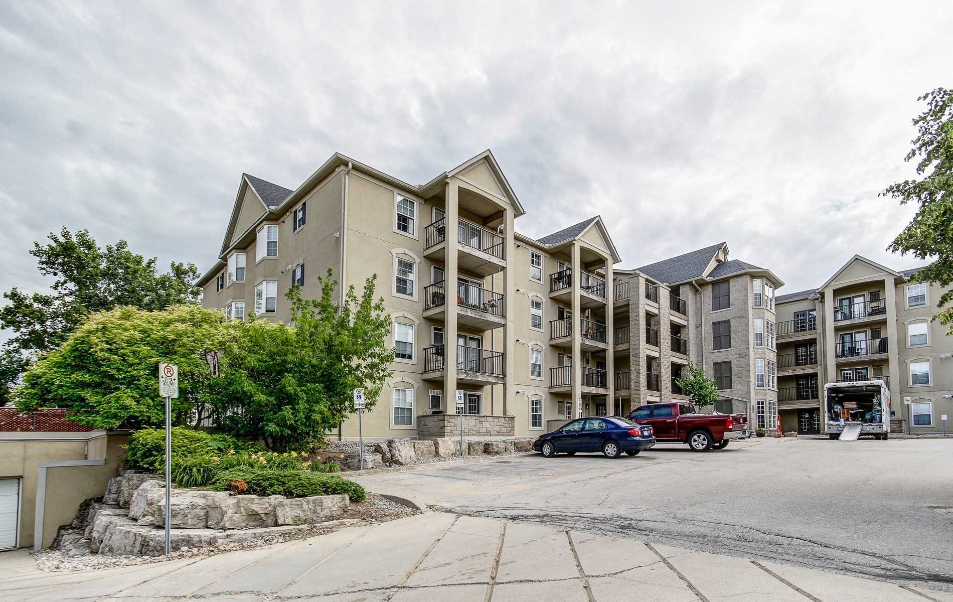 101 1411 Walker's Line, Burlington Sold, W4856077 Condos.ca