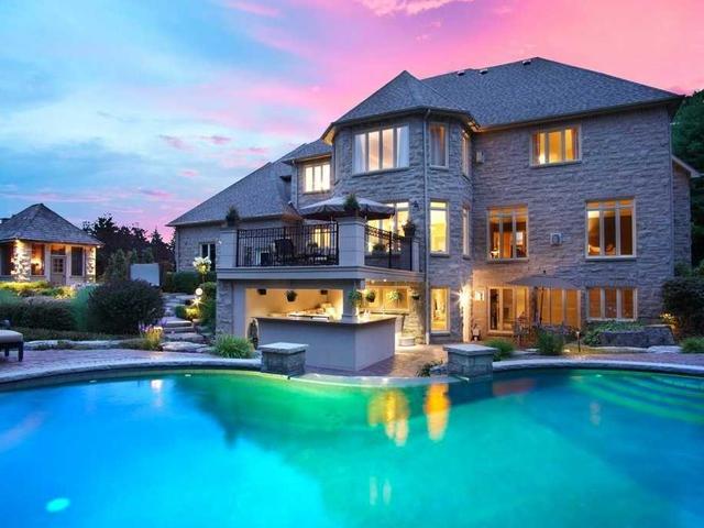 11 High Forest Crt