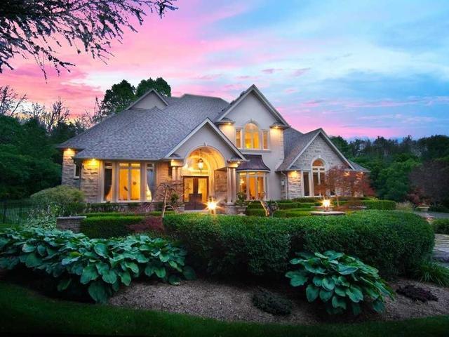 11 High Forest Crt