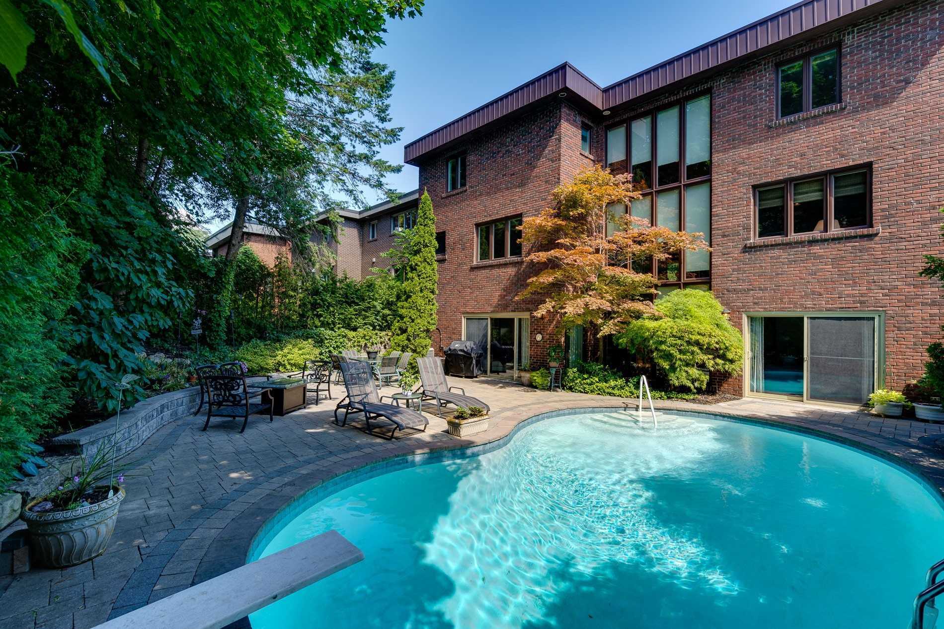 25 Bearwood Dr, Etobicoke Sold, W4859115 MrLOFT.ca