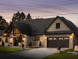 881 Danforth Pl