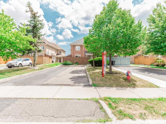 210 Pressed Brick Dr