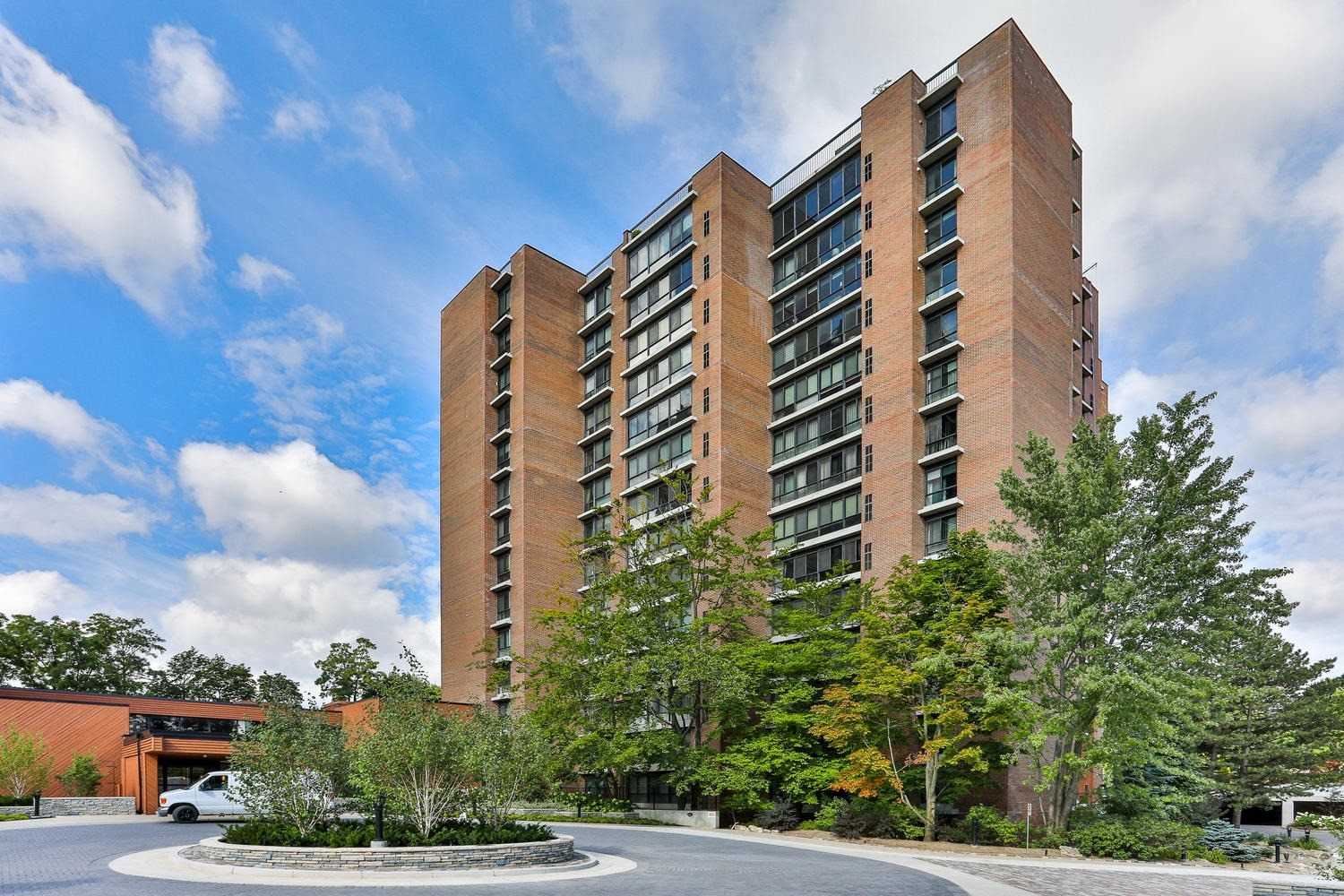 1013 1400 Dixie Rd, Mississauga Sold, W4868406 Condos.ca