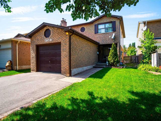 7010 Cordingley Cres