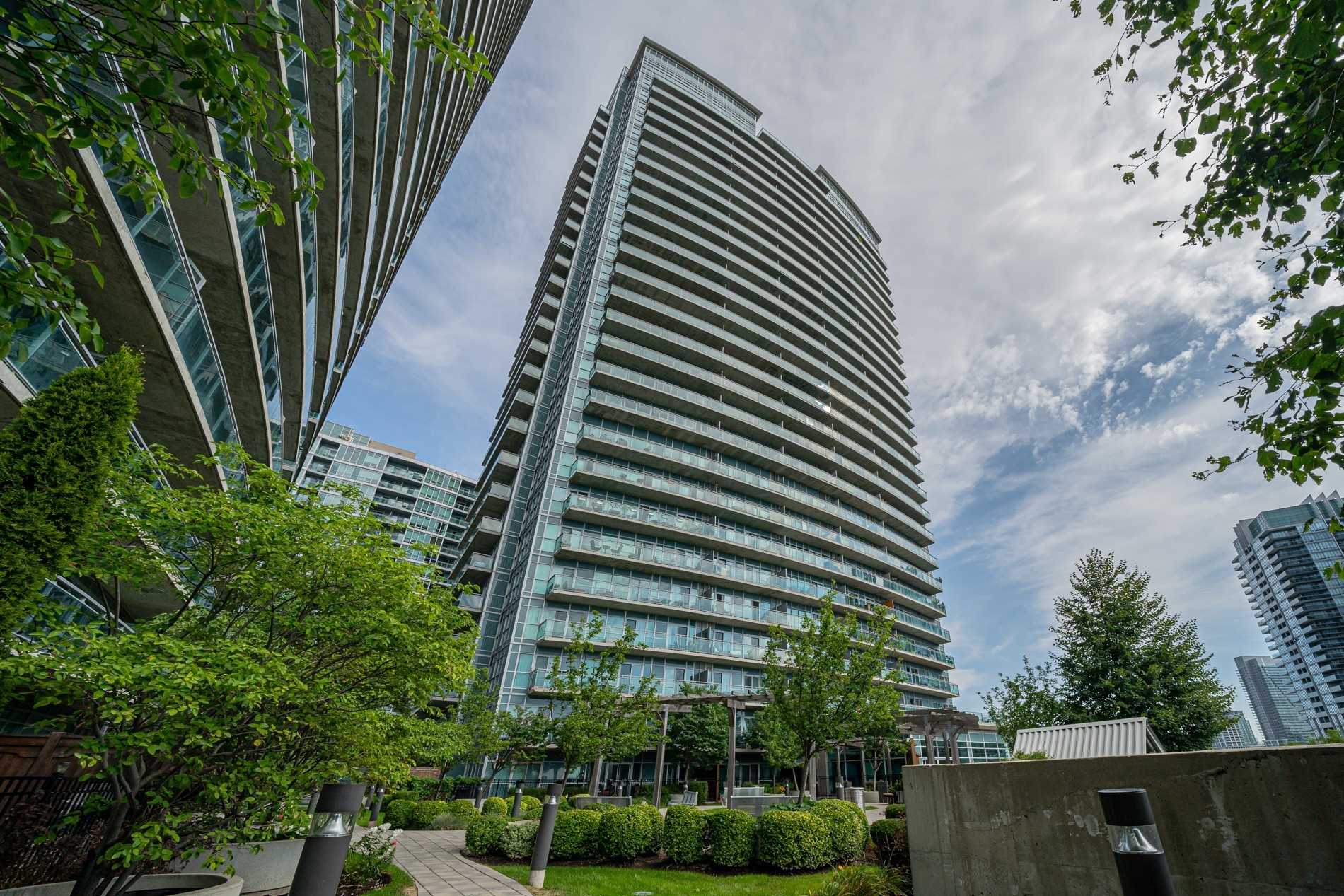 1926 165 Legion Rd N, Etobicoke