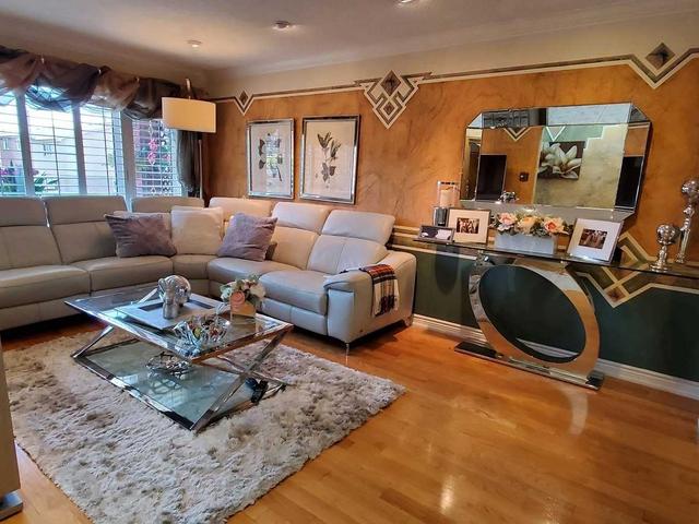 L4W 3M9 - 1279 Underwood Dr