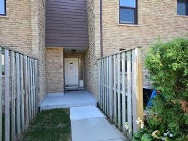 67 - 2605 Woodchester Dr