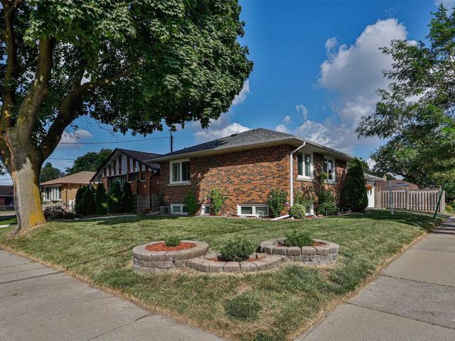 38 Benbow Rd