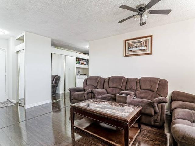715 - 200 Lotherton Ptwy