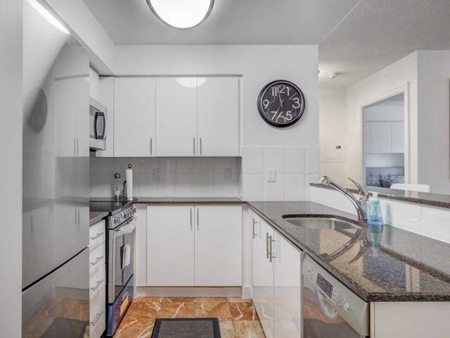 301 - 2119 Lake Shore Blvd W
