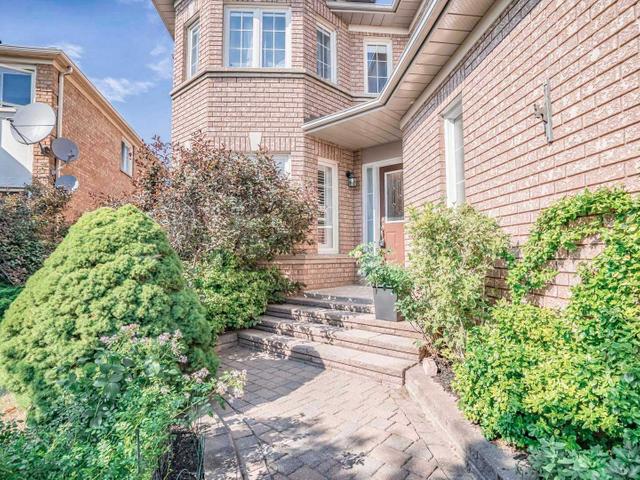 5887 Bell Harbour Dr