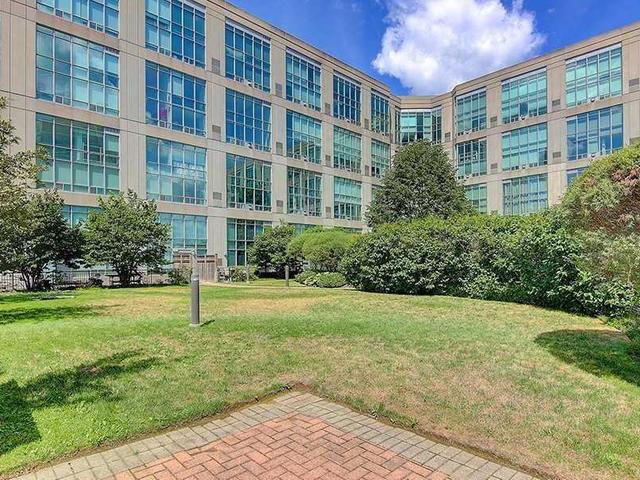 217 - 300 Manitoba St