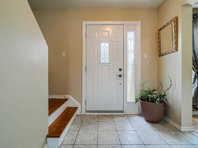 115 Fallingdale Cres