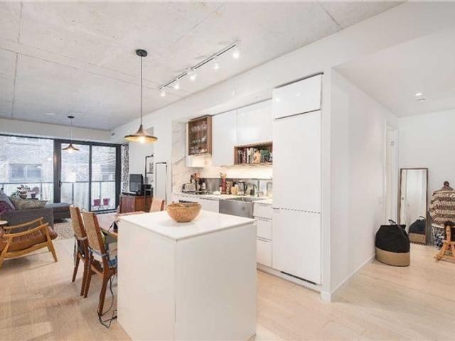 403 - 383 Sorauren Ave