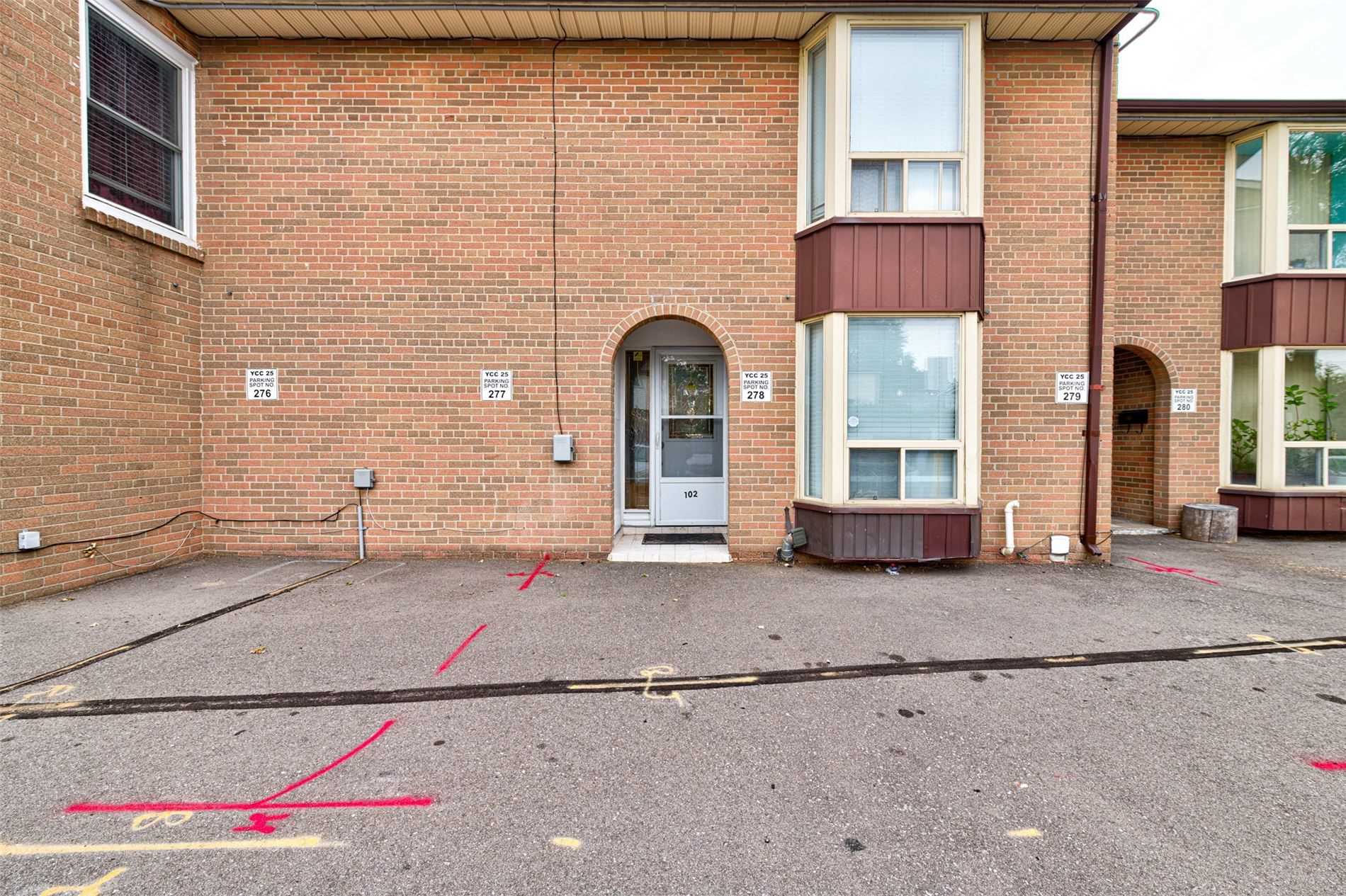 102 250 John Garland Blvd, Etobicoke Terminated, W4898826 Condos.ca