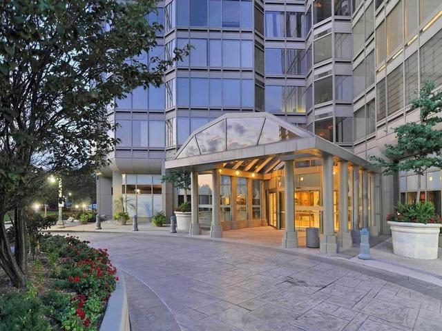 3610 - 1 Palace Pier Crt