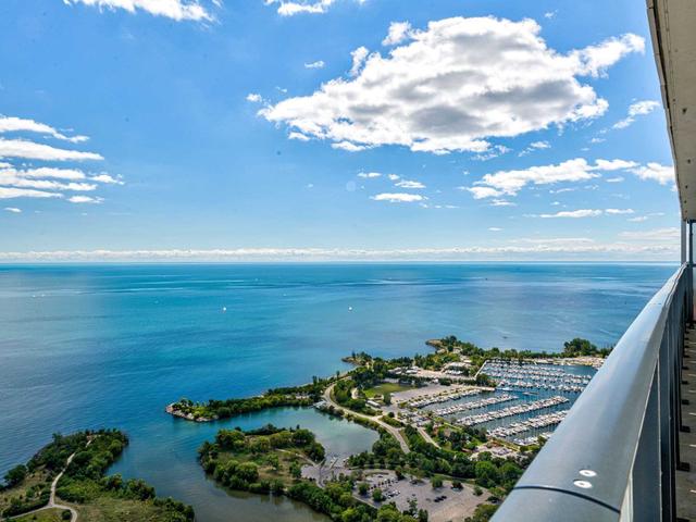 6305 - 30 Shore Breeze Dr