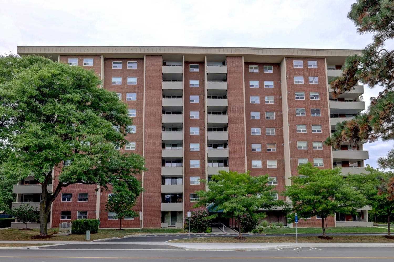 PH4 1425 Ghent Ave, Burlington Sold, W4903444 Condos.ca