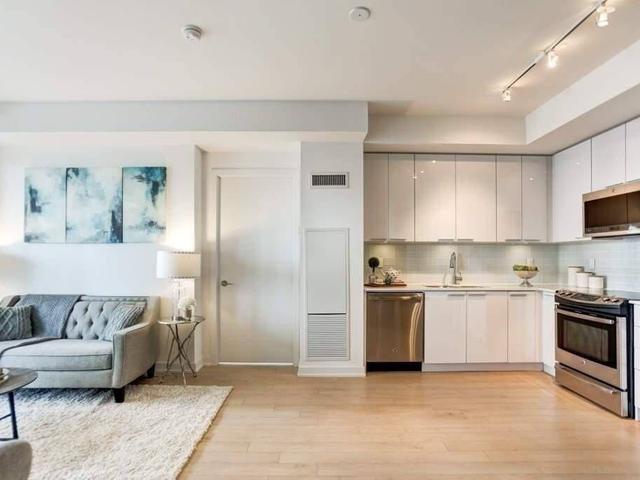 2210 - 10 Park Lawn Rd