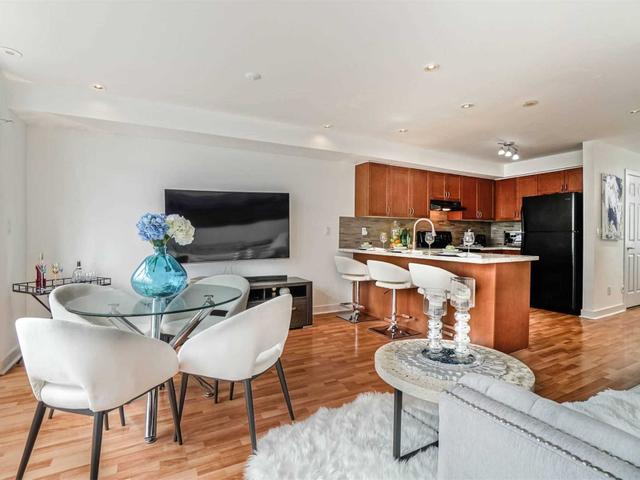 222 - 3400 Lake Shore Blvd W