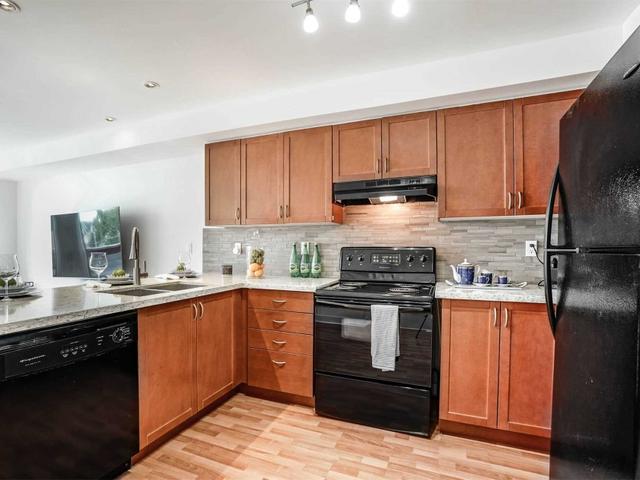 222 - 3400 Lake Shore Blvd W