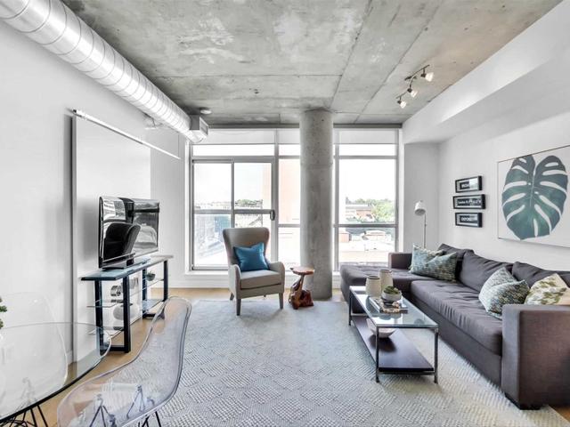 407 - 1375 Dupont St