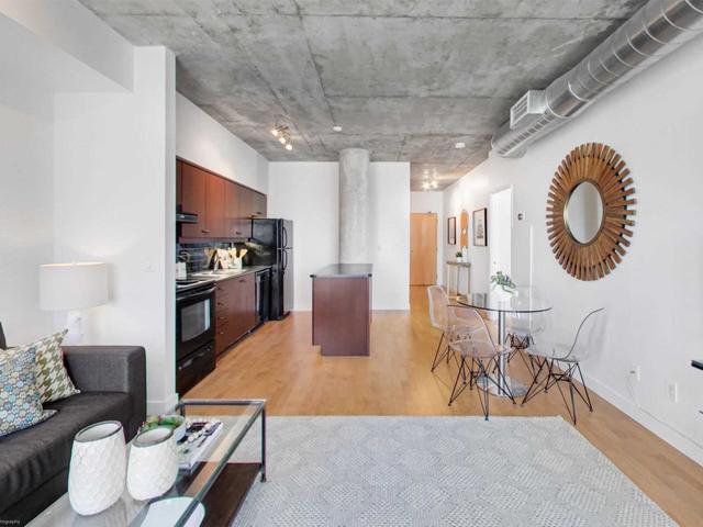 407 - 1375 Dupont St