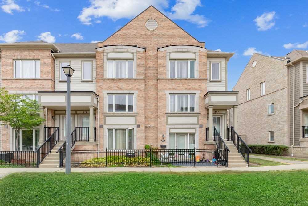 97 3050 Erin Centre Blvd, Mississauga Sold, W4907798 Condos.ca